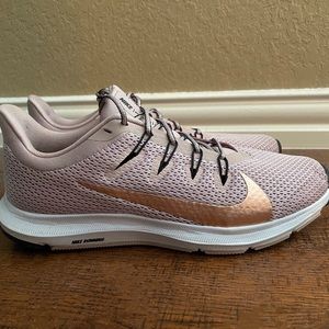 Women’s Pink/ Rose Gold Nike Sneaker